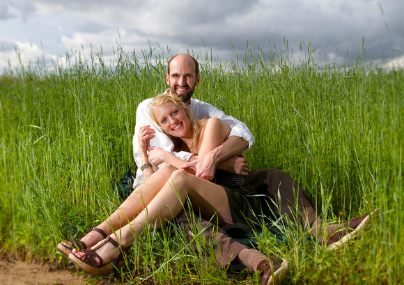 Engagement Photography + Raleigh, NC + Yates Mill Park+green field 2