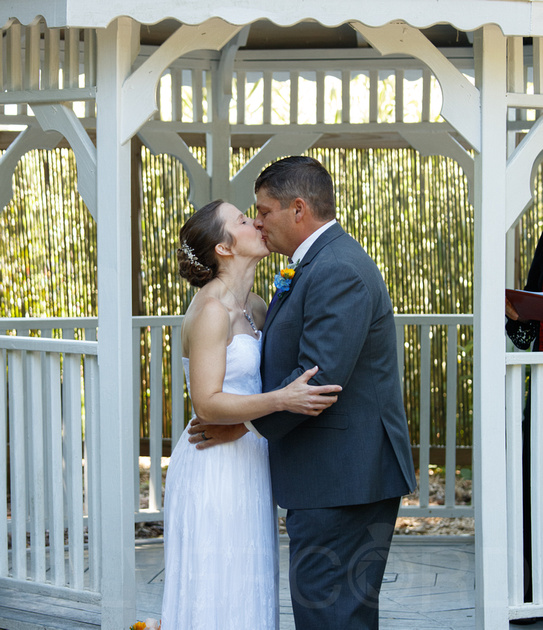 Raleigh outdoor wedding photography JC Raulston Arboretum-21
