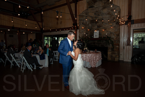 Winston Salem Wedding Photography at Tanglewood Golf Club - Tanglewood Park wedding photographer-47
